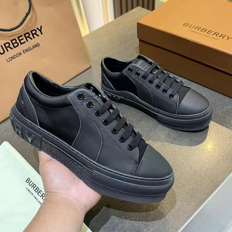 Burberry Low Shoes